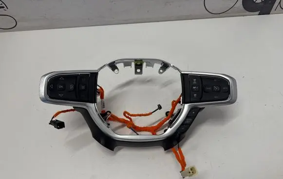 Dodge RAM Steering wheel trim 68526526AA 68529653AA