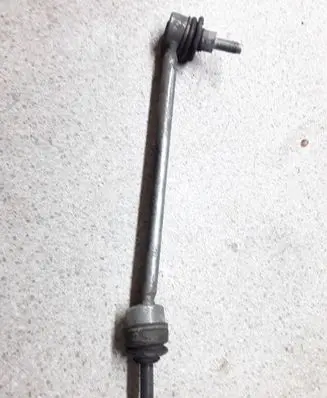 Mercedes-Benz GLC X253 C253 Front anti-roll bar/stabilizer link A2533230117