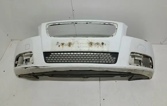 Volvo V70 Front bumper 