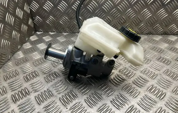 Seat Arona Master brake cylinder 2Q1611301A 32672124