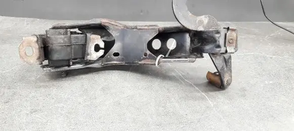 Opel Corsa B Gearbox mounting bracket