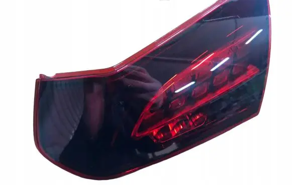Mercedes-Benz C W204 Rear/tail lights A2139068405