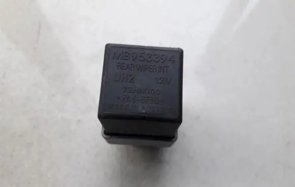 Mitsubishi Space Star Other relay mb953394 72hm100