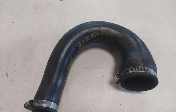 Opel Zafira A Intercooler hose/pipe 2407177 9202973