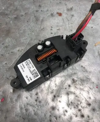 Audi A4 S4 B8 8K Heater blower motor/fan resistor 8T0820521FBILI 8T0820521F