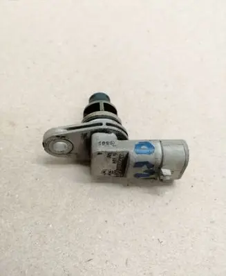 Opel Corsa C Camshaft position sensor 46798365