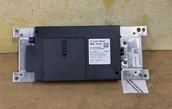 BMW 5 F10 F11 Antenna control unit 2447185 0000082273 35964306