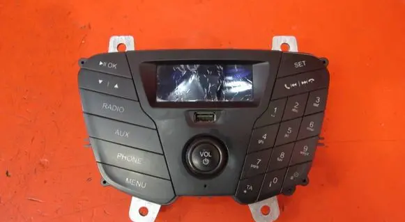 Ford Turneo Courier Radio/CD/DVD/GPS head unit ET76-18D815-BE