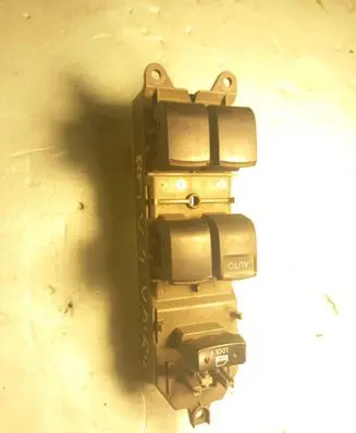 Toyota RAV 4 (XA30) Electric window control switch 8352F71