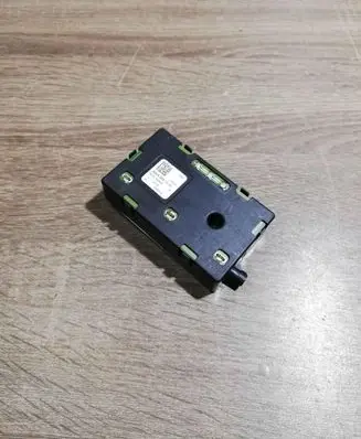 Mercedes-Benz C W205 Aerial antenna amplifier A2059051205