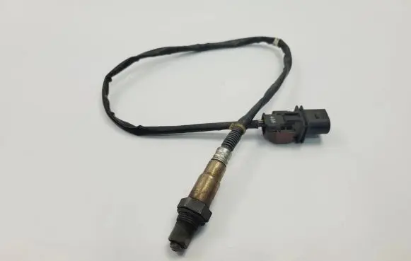 Audi Q7 4L Lambda probe sensor 057906262F