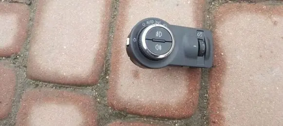 Opel Insignia A Light switch 13268707