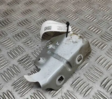 Opel Movano B Fender mounting bracket 641C30003R