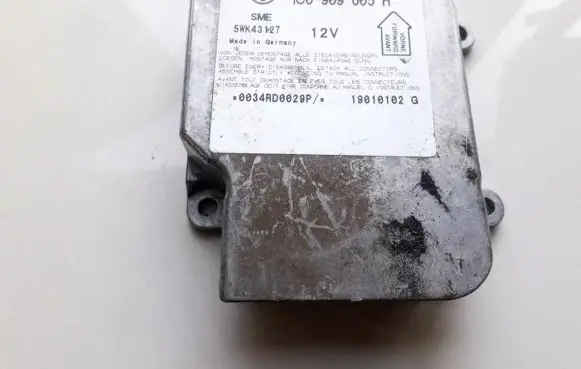 Skoda Fabia Mk1 (6Y) Airbag control unit/module 1c0909605h 5wk43127