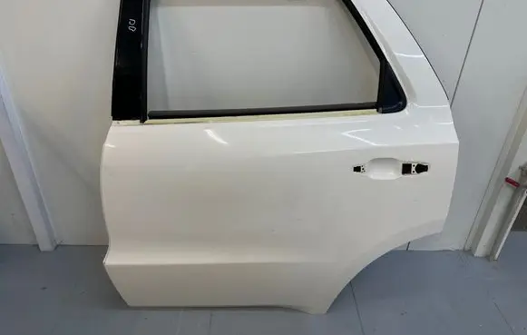 Dodge Durango III Rear door