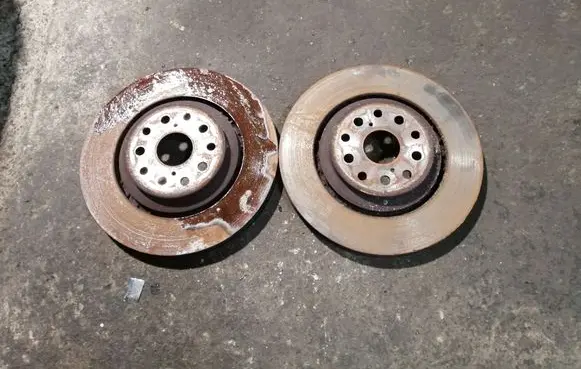 Lexus LS 460 - 600H Front brake disc