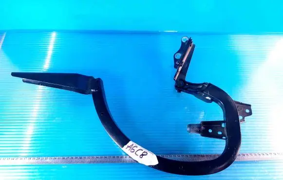 Audi A6 S6 C8 4K Tailgate/trunk/boot hinge 4K5827301