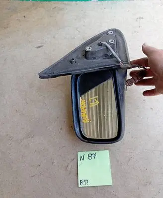 Nissan Almera Front door electric wing mirror 6656565