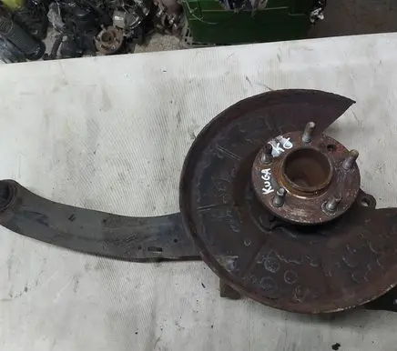 Ford Kuga I Rear wheel hub spindle/knuckle 9E01570 DD9343KL0162 090023