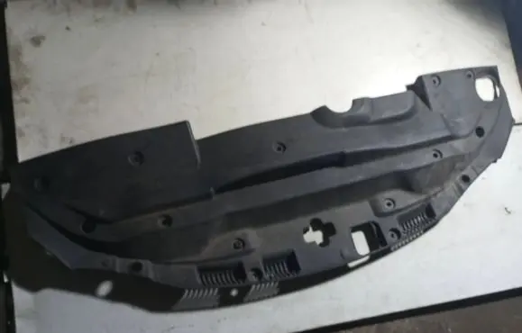 Lexus IS 220D-250-350 Radiator trim 5329553020