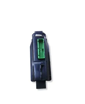 Volvo V70 Electric window control switch 8682837 MP41DA00128