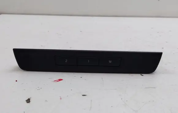 Seat memory switch