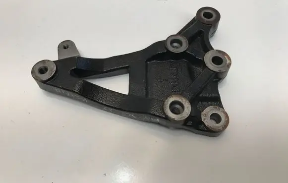 Mazda MX-30 A/C compressor mount bracket DN4J 0G16A4