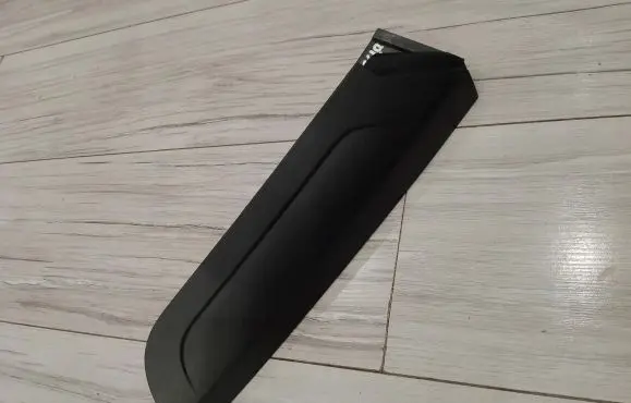 Ford Connect (C) pillar trim DT1113476