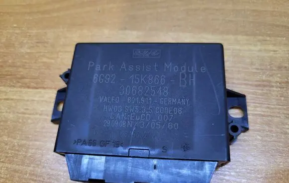 Volvo XC60 Parking PDC control unit/module 30682548 601911 6G9215K866BH