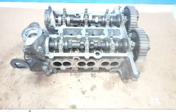 Ford Focus Engine head PBCM5G6090