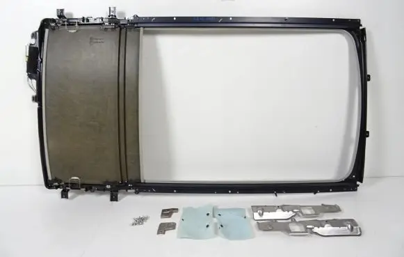 Nissan Qashqai Roof 91686EY10A