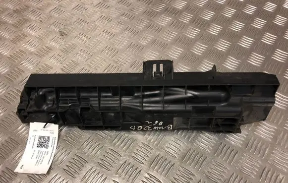 BMW 3 E90 E91 Radiator trim 1710752491410 11074810