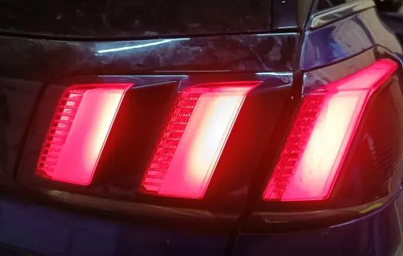 Peugeot 3008 II Tailgate rear/tail lights 9810477780 81560201