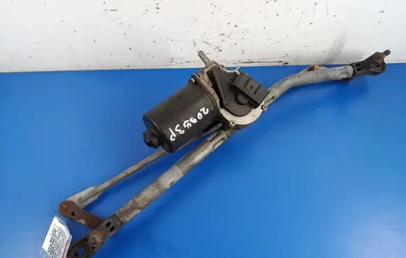 Front wiper linkage and motor