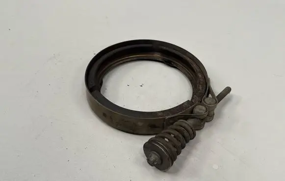 BMW 5 E60 E61 Muffler pipe connector clamp 7793677