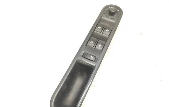Renault Espace IV Electric window control switch 8200328426