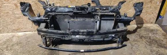 Hyundai i30 Radiator support slam panel