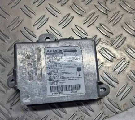 Renault Megane II Airbag control unit/module 8200337245 603988800