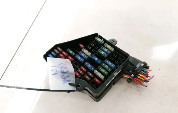 Audi A4 S4 B5 8D Fuse box set