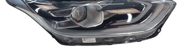 KIA Ceed Headlight/headlamp 92102-j7100