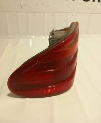 Mercedes-Benz E W210 Rear/tail lights A2108204464