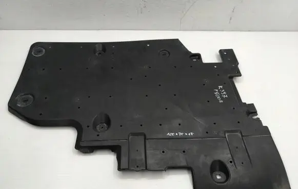Peugeot 5008 II Wiper trim 9809531680