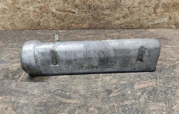 Mercedes-Benz S W116 Rocker cam cover R1160161805