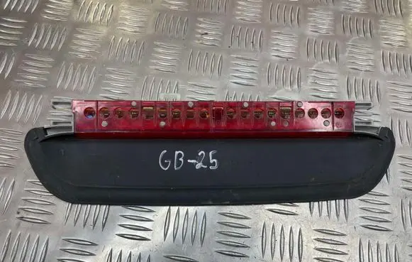 BMW 3 E90 E91 Third/center stoplight 69466149