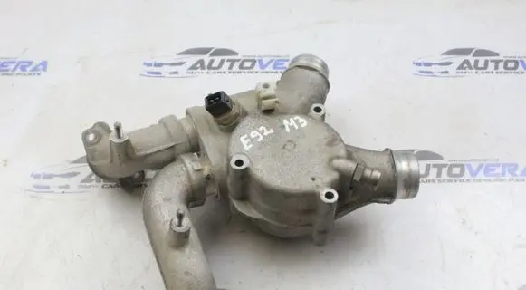 Thermostat/thermostat housing