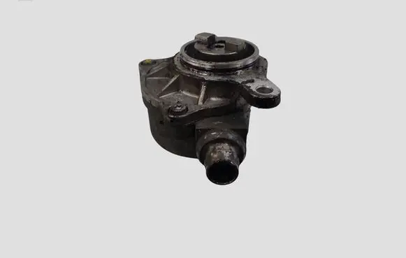 Opel Vivaro Vacuum pump 8200640105