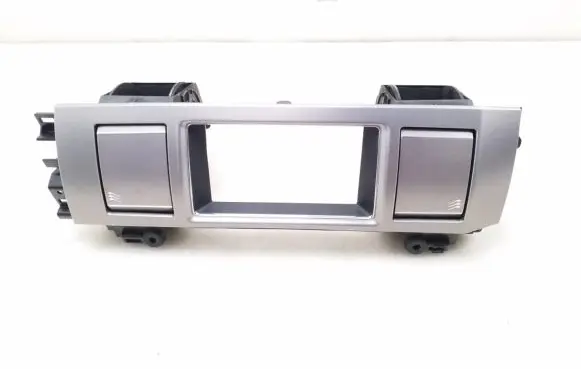 Jaguar XF X250 Dash center air vent grill 8X2319K617BH