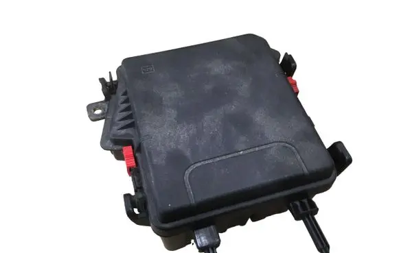 Renault Megane III Fuse box set 284B10002R