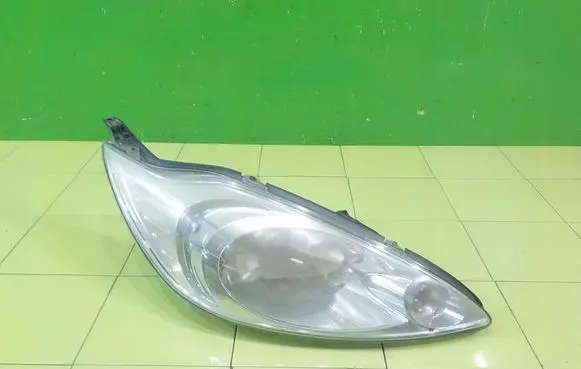 Ford Ka Headlight/headlamp PRZOD