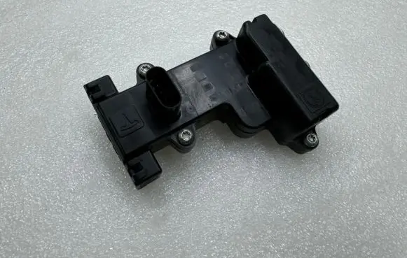 Tesla Model X Door control unit/module 104535400B
